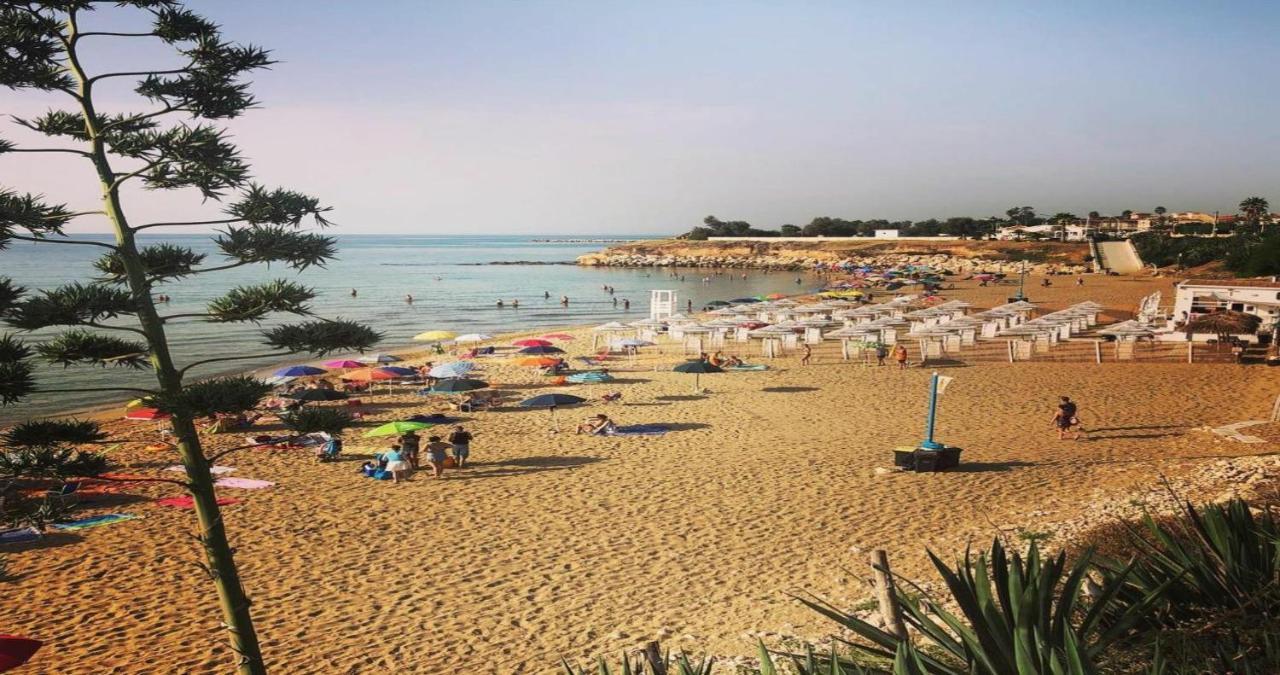 B&B Costa Sicula Avola Bagian luar foto